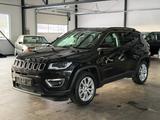 Jeep Compass Limit. 1,3 TGDi NAV+KAM+XEN+TEMP+CARPLAY - Jeep Compass: Schwarz
