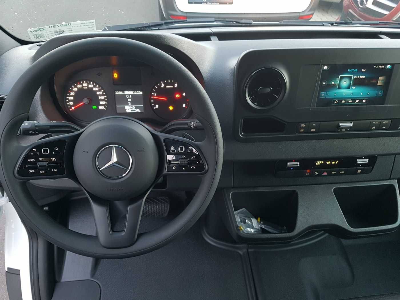 Fahrzeugabbildung Mercedes-Benz Sprinter 317 4325 9G Stdh AHK 3,5 Klima MBUX Kam