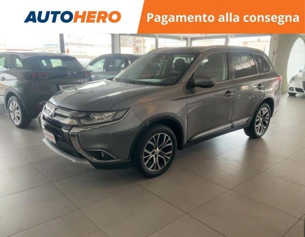 Mitsubishi MITSUBISHI Outlander 2.2 DI-D 4WD Instyle 7p.