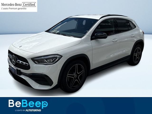 Mercedes-Benz GLA 200 D PREMIUM AUTO