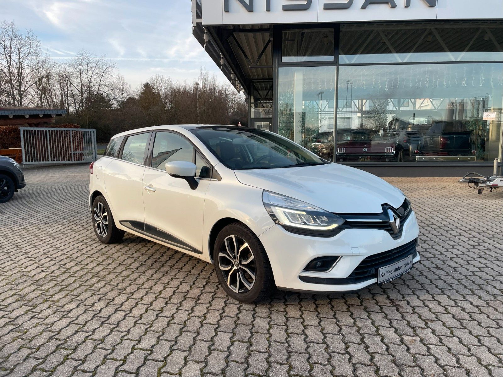 Fahrzeugabbildung Renault Clio IV Grandtour Intens