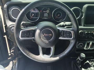 Jeep Wrangler - 8