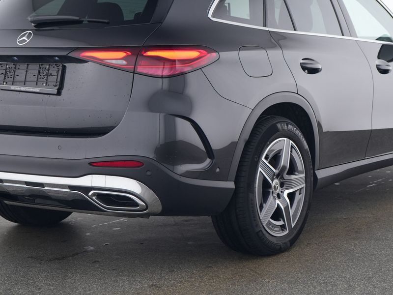 Fahrzeugabbildung Mercedes-Benz GLC 200 AMG*PANO*AHK*DISTRONIC*360°MEMORY*