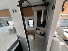Adria 640 SGX 60Y JUBILEE*Dachkima*LED Sheinw*138l Küh