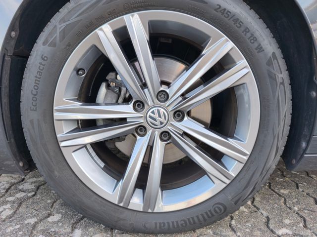 Volkswagen Arteon R-Line*DSG*LED*ACC*Navi*SHZ*Kamera*PDC*