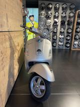 Vespa GTS 250 inkl. Träger+Scheibe // SCHNÄPPCHEN - VESPA GTS