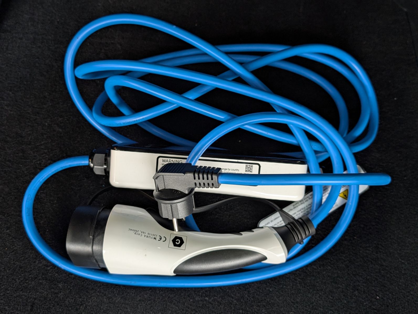 Fahrzeugabbildung Hyundai Kona Prime EV HUD AHK SHZ KAM LED ACC SoH 97%