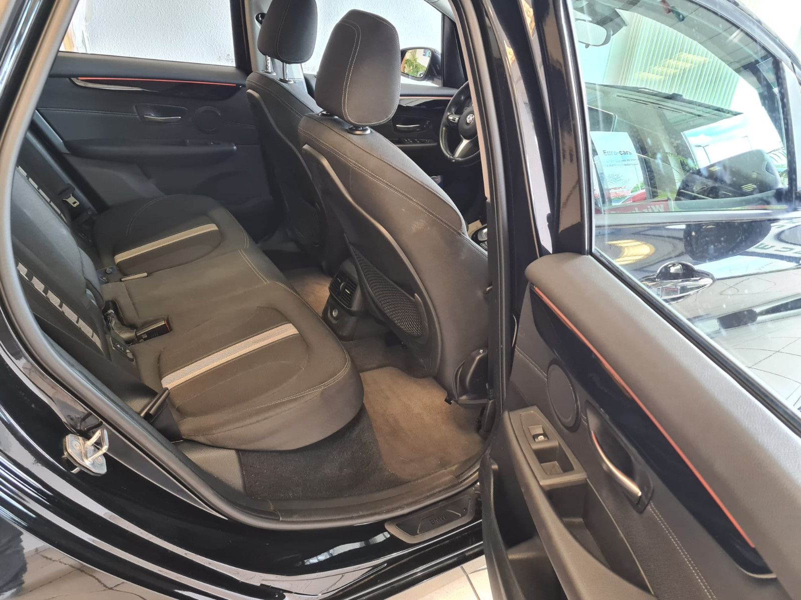 Fahrzeugabbildung BMW 225 Active Tourer 225xe/NAVI/ca. 30€ Steuer/Jahr