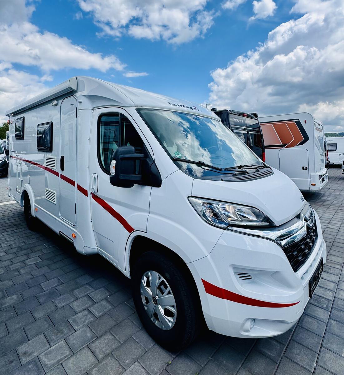 Sunlight V 66 AHK,Luftfederung,Lithium,Inverter,Navi,RFK