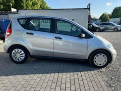 Fahrzeugabbildung Mercedes-Benz A 180 A 180 CDI Automatikgetriebe Scheckheft PDC