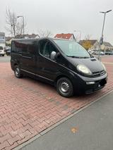 Opel Vivaro - gebrauchte Opel Vivaro aus dem Jahr 2005