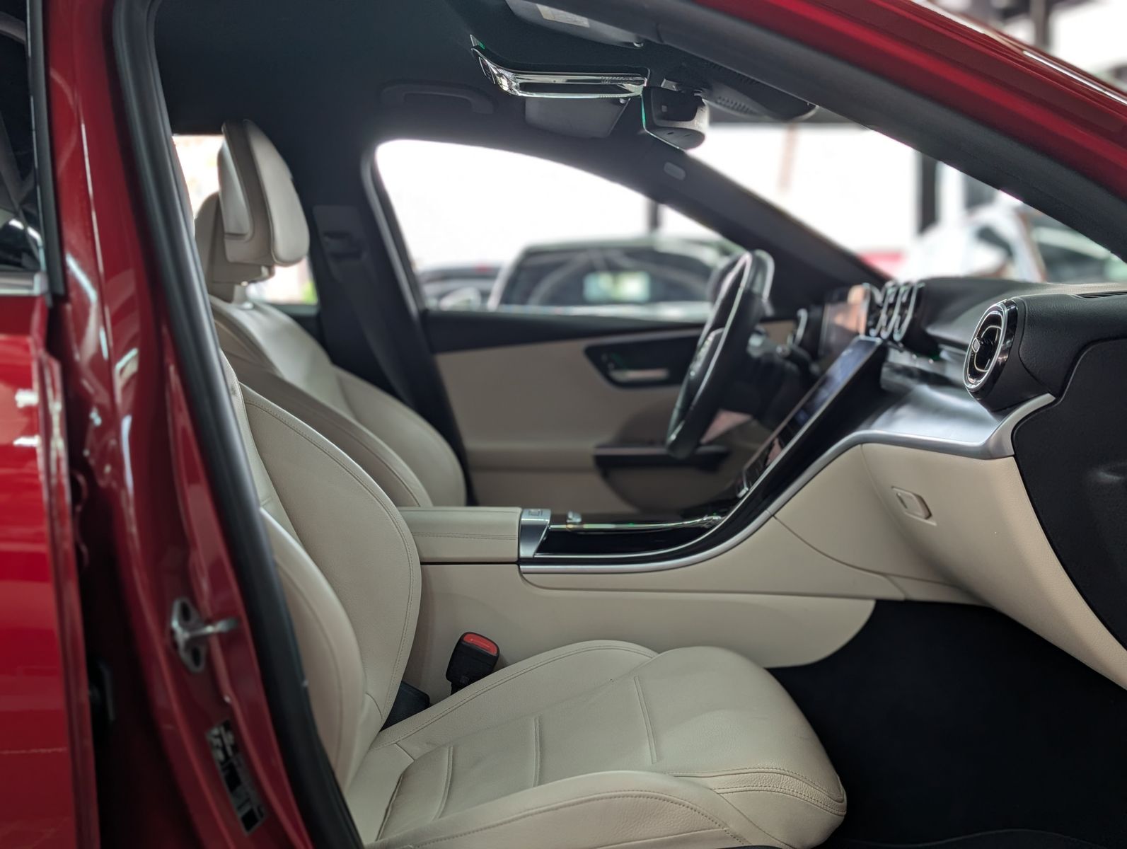 Fahrzeugabbildung Mercedes-Benz C 220 d T 2x Avantgarde LED AHK LEDER KAM 4x-SHZ