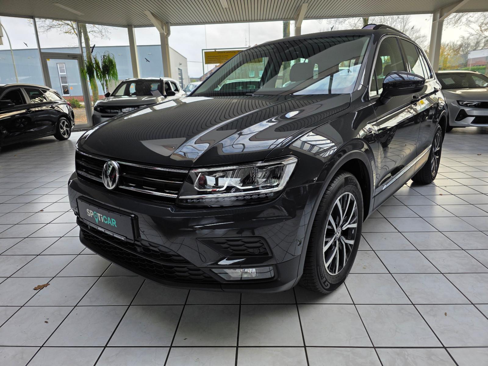 Volkswagen Tiguan Comfortline / NAVI / Rückfahrkamera