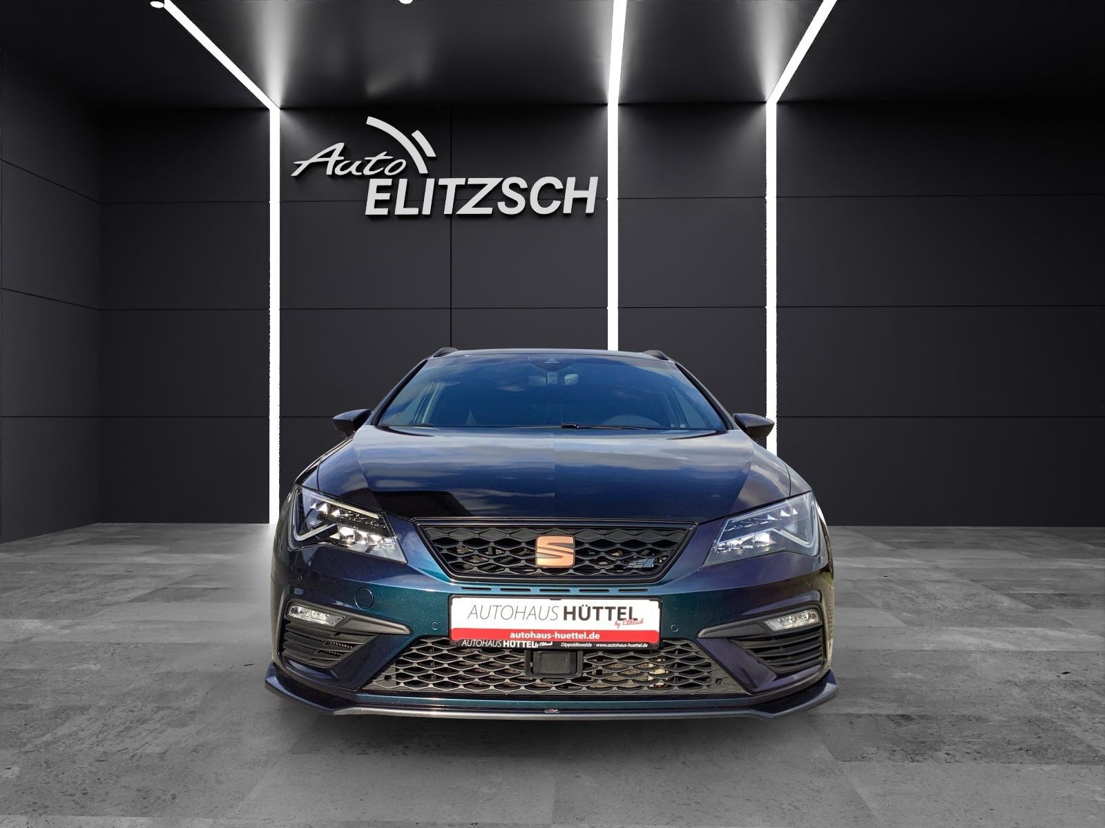 Fahrzeugabbildung SEAT Leon ST Cupra 300 4Drive VOLLFOLIERT AGA BEATS