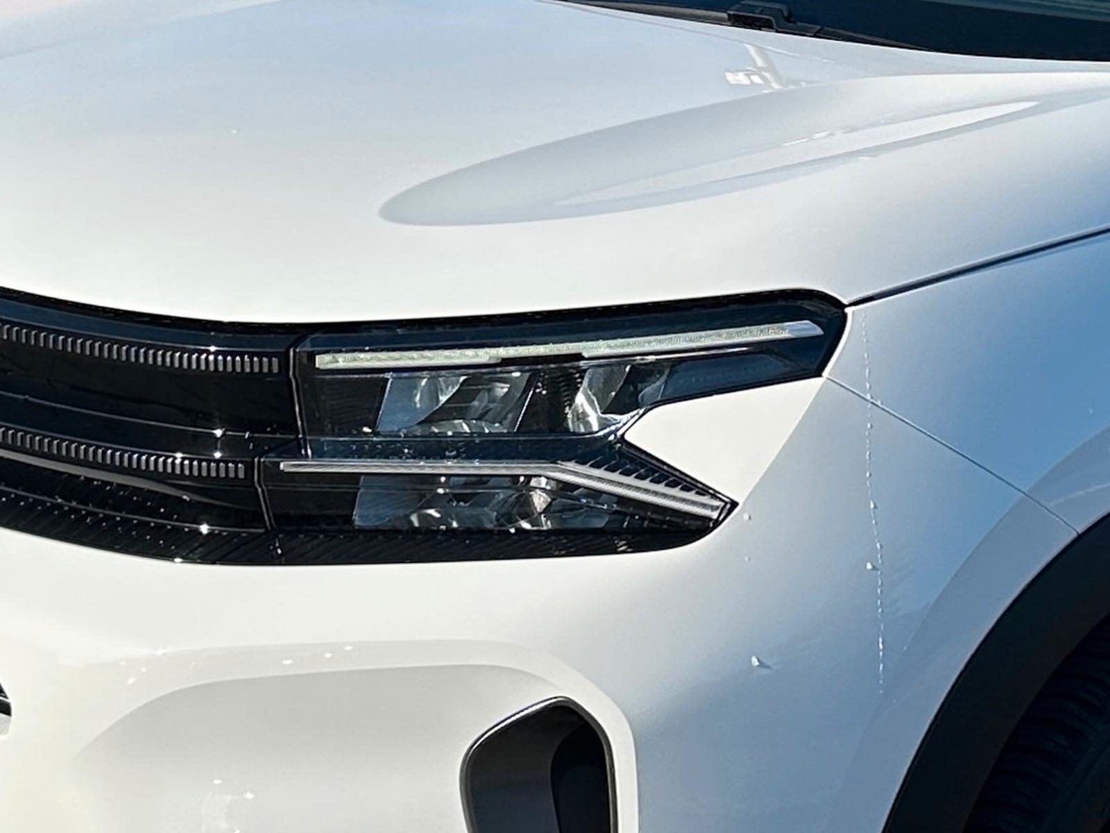 Citroën C5 Aircross Shine Pack mit AHK, Panorama, Sitzhg