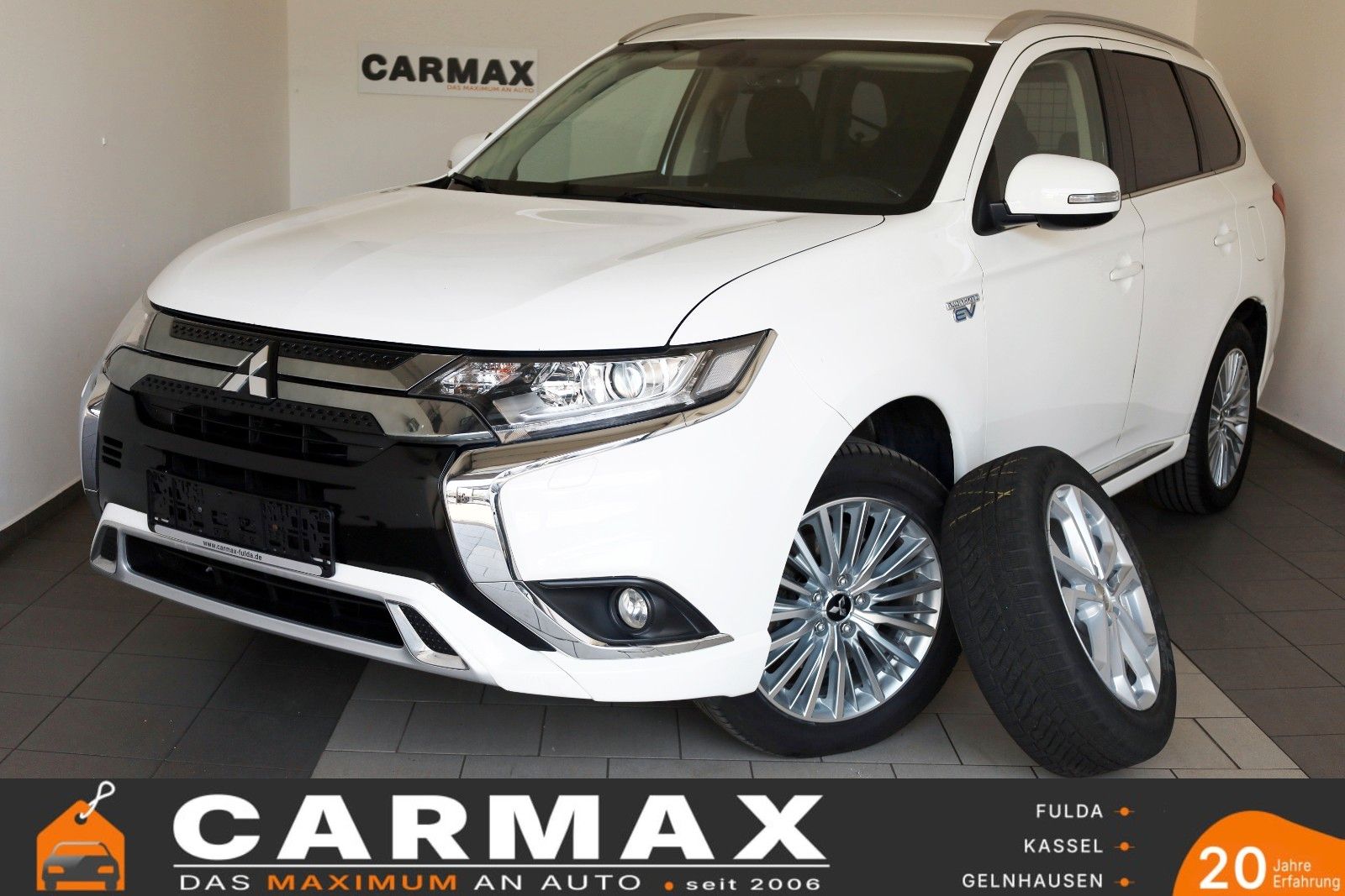 Fahrzeugabbildung Mitsubishi Outlander PHEV 4WD SH,PDC,Kamera,AHK,SR+WR