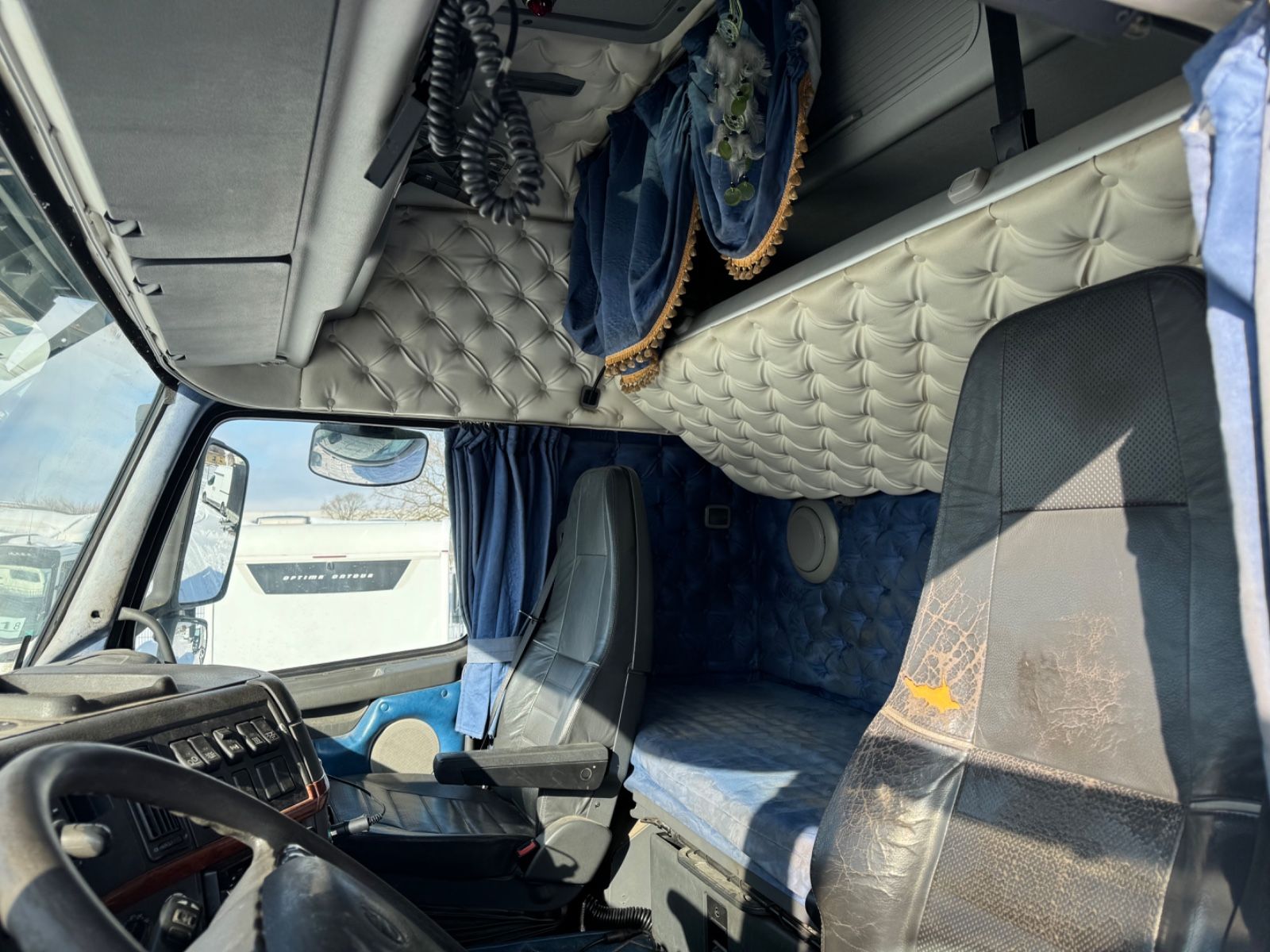 Fahrzeugabbildung Volvo FH 12 460