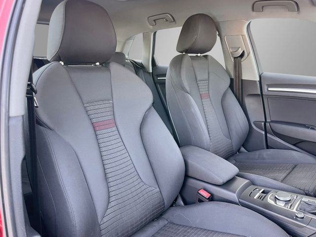 Audi A3 Sportback 30 TDI Sport S-Line*S-Tronic*LED*