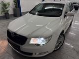 Skoda Superb 2.0 TDI*AUT*L&K*NAV*BI-XN*TMP*MMRY*SHZ - Skoda Superb in Leverkusen