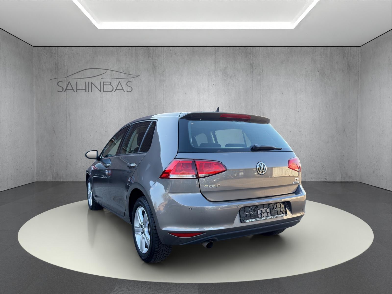 Volkswagen Golf VII Comfortline Navi Panorama*aus 1.Hand*
