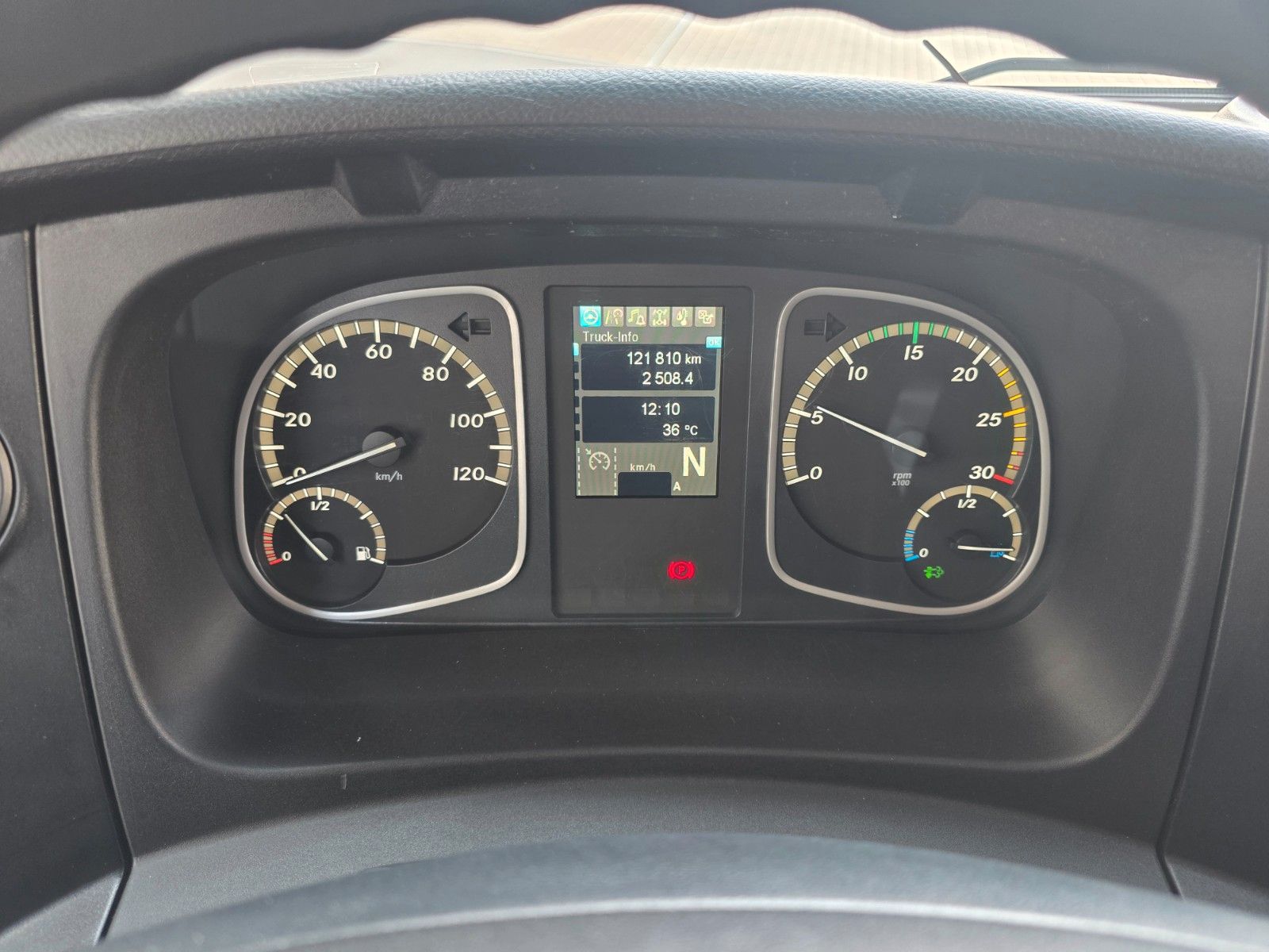Fahrzeugabbildung Mercedes-Benz Atego 1224 LBW Bär 1.500kg Klima 3 Sitze