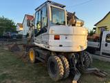 New Holland MH 2,6 Schnellwechsler/Pratzen/Schild/2xLöffel - New Holland Schlepper