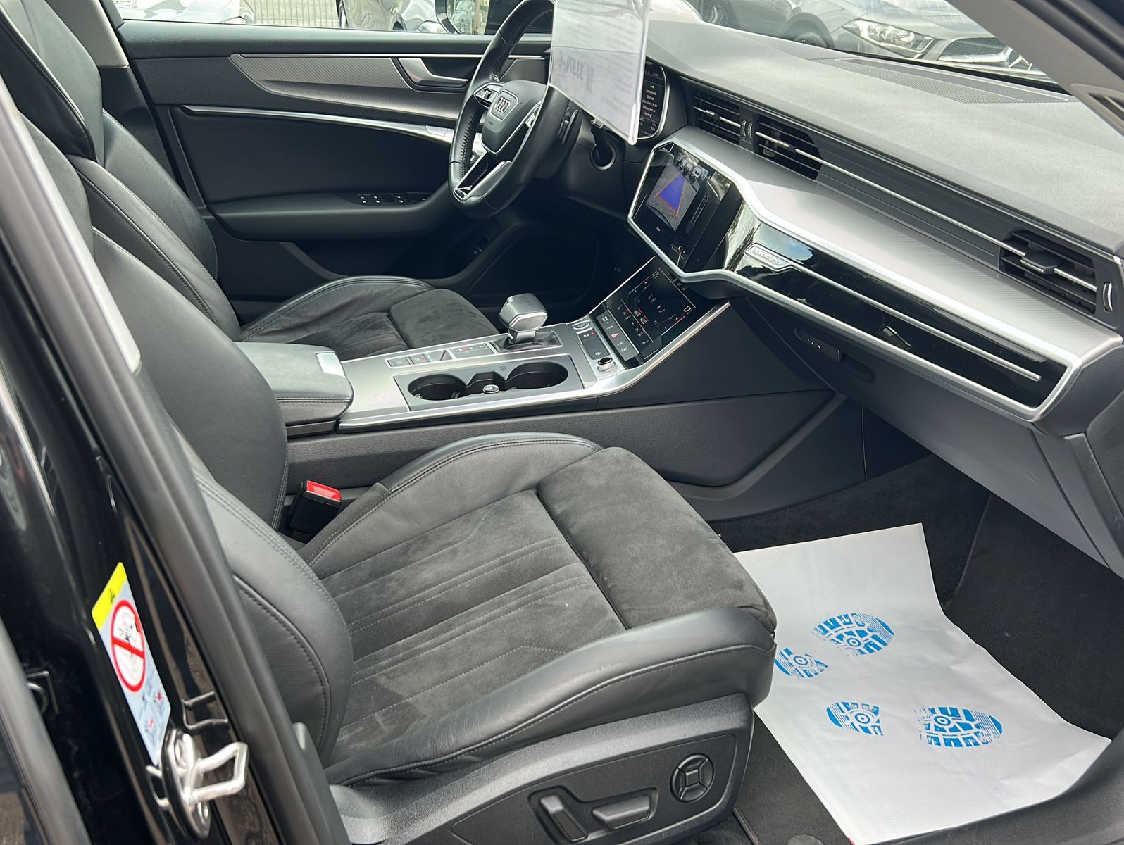 Fahrzeugabbildung Audi A6 Avant 45 TDI quattro SPORT