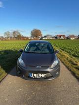 Ford Fiesta Trend 1,25 60kW TÜV bis 11/27 - Ford Fiesta aus 2011: For