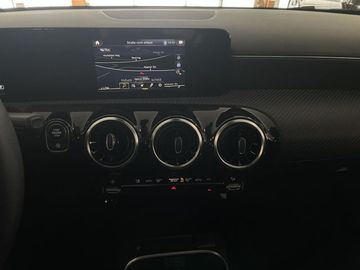 Mercedes A 180 - 11
