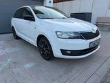 Skoda Rapid Spaceback 1.2 TSI Style Plus"Panoramadach" - Skoda Rapid: Limousine