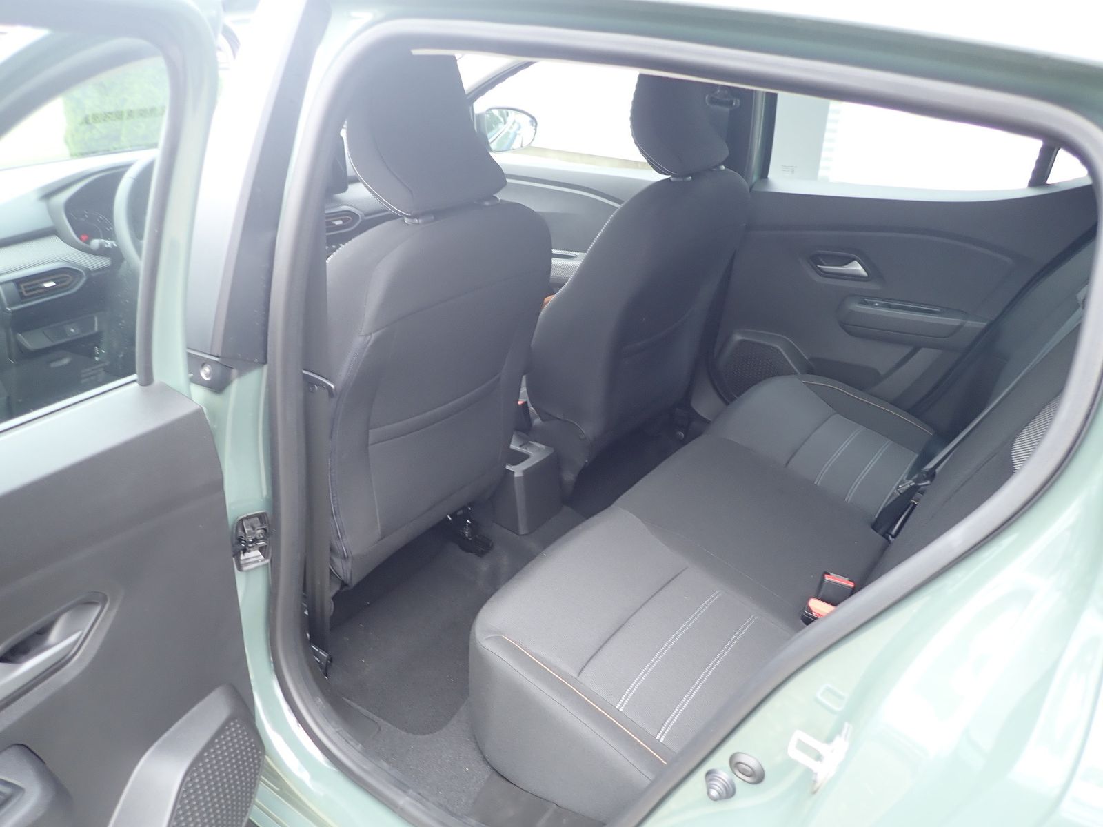 Fahrzeugabbildung Dacia Sandero STEPWAY TCe 90 EXPRESSION/SHZ/EPH-KAM/