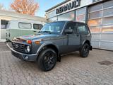Lada Niva 4X4 Urban Black, Mike Sanders - gebrauchte Lada Niva aus dem Jahr 2022