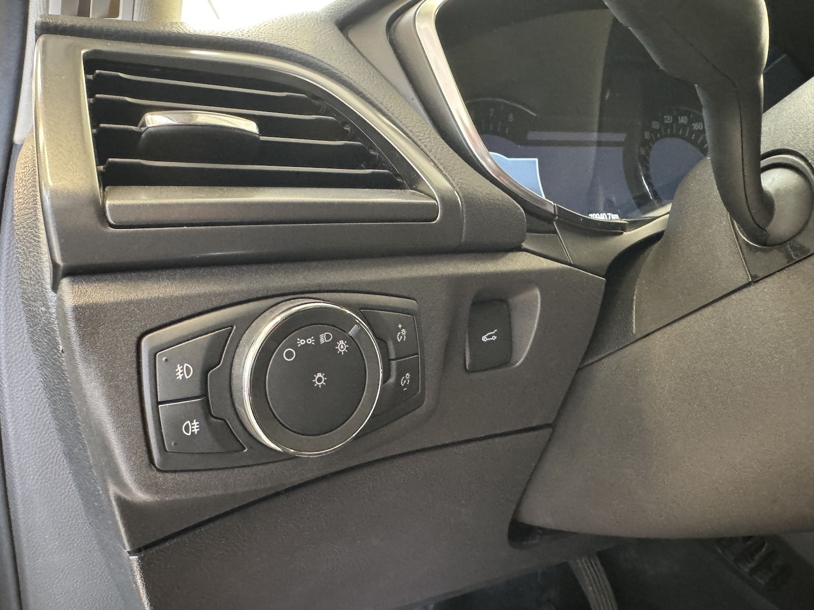 Fahrzeugabbildung Ford Mondeo Titanium LED/DAB/Navi/Keyless/Cam/CarPlay