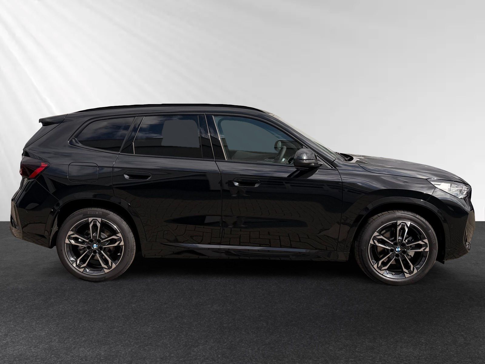 BMW iX1 - Bild 2