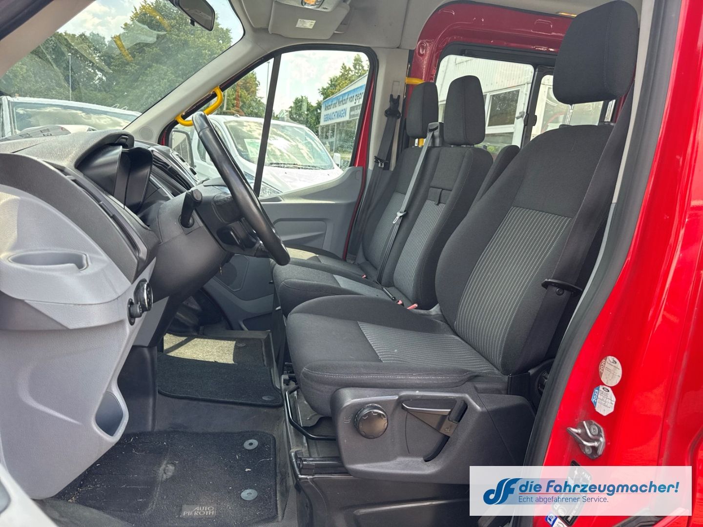 Fahrzeugabbildung Ford Transit Kombi 350 L3 Trend 2.2 TDCi DPF *7200 *K