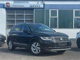 Volkswagen Tiguan Elegance NAVI RKAM PANO AHK - mit Diesel-Antrieb: Automatik