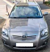 Toyota Avensis Combi Sol 2.0-l-VVT-i Automatik Sol - Toyota Avensis: Combi