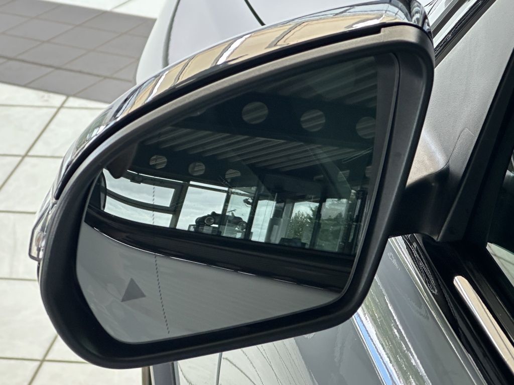Fahrzeugabbildung Mercedes-Benz GLB 200 AMG*Night*LED*KeyLess*PDC*ParkAss*RFK