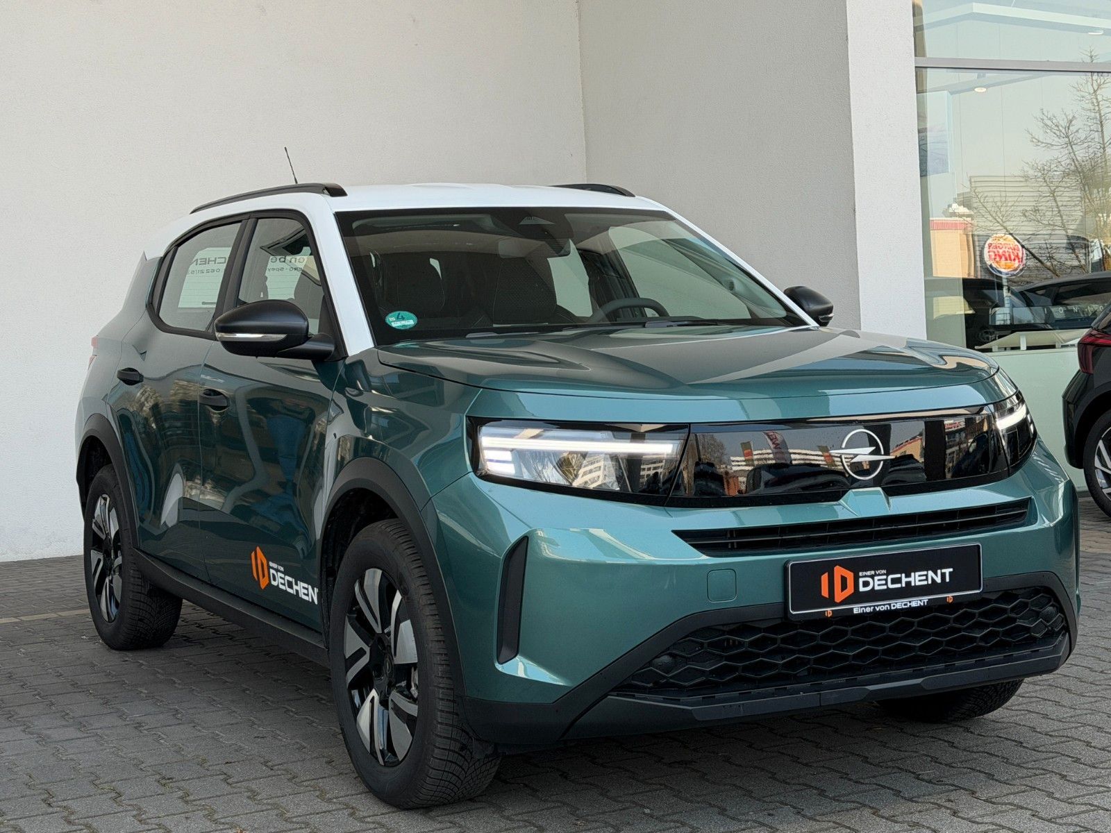 Fahrzeugabbildung Opel Frontera 1.2 Edition W Kamera,LED,Navi,PDC,LM