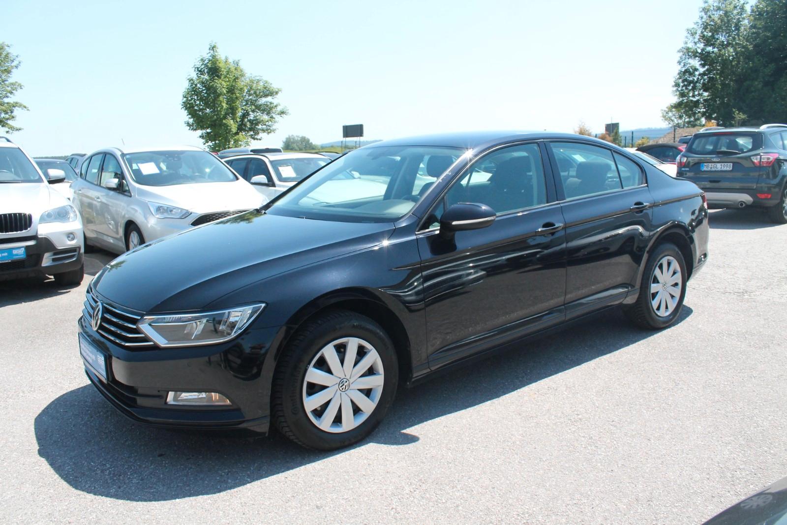 Volkswagen Passat 2.0 TDI 150 PS DSG KLIMATR PDC NAVI SHZ