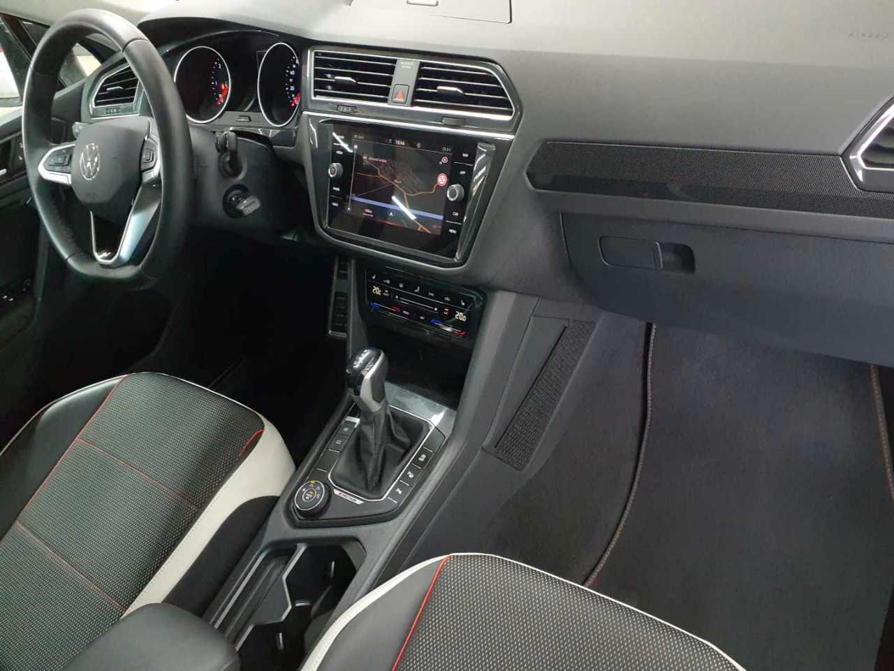 Volkswagen Tiguan 4MOTION URBAN SPORT Navi HuD, миниатюра 13