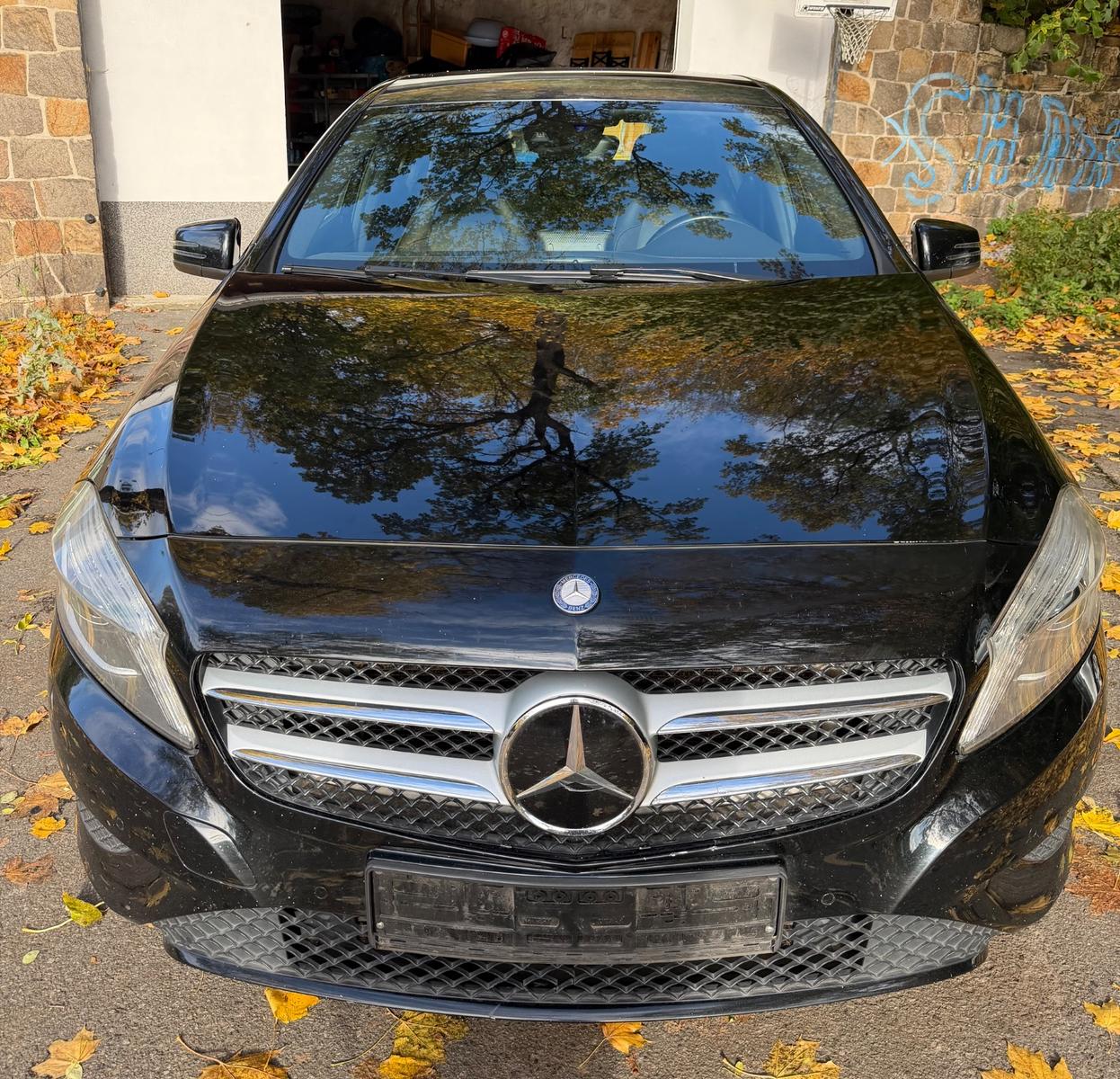 Mercedes-Benz A 220