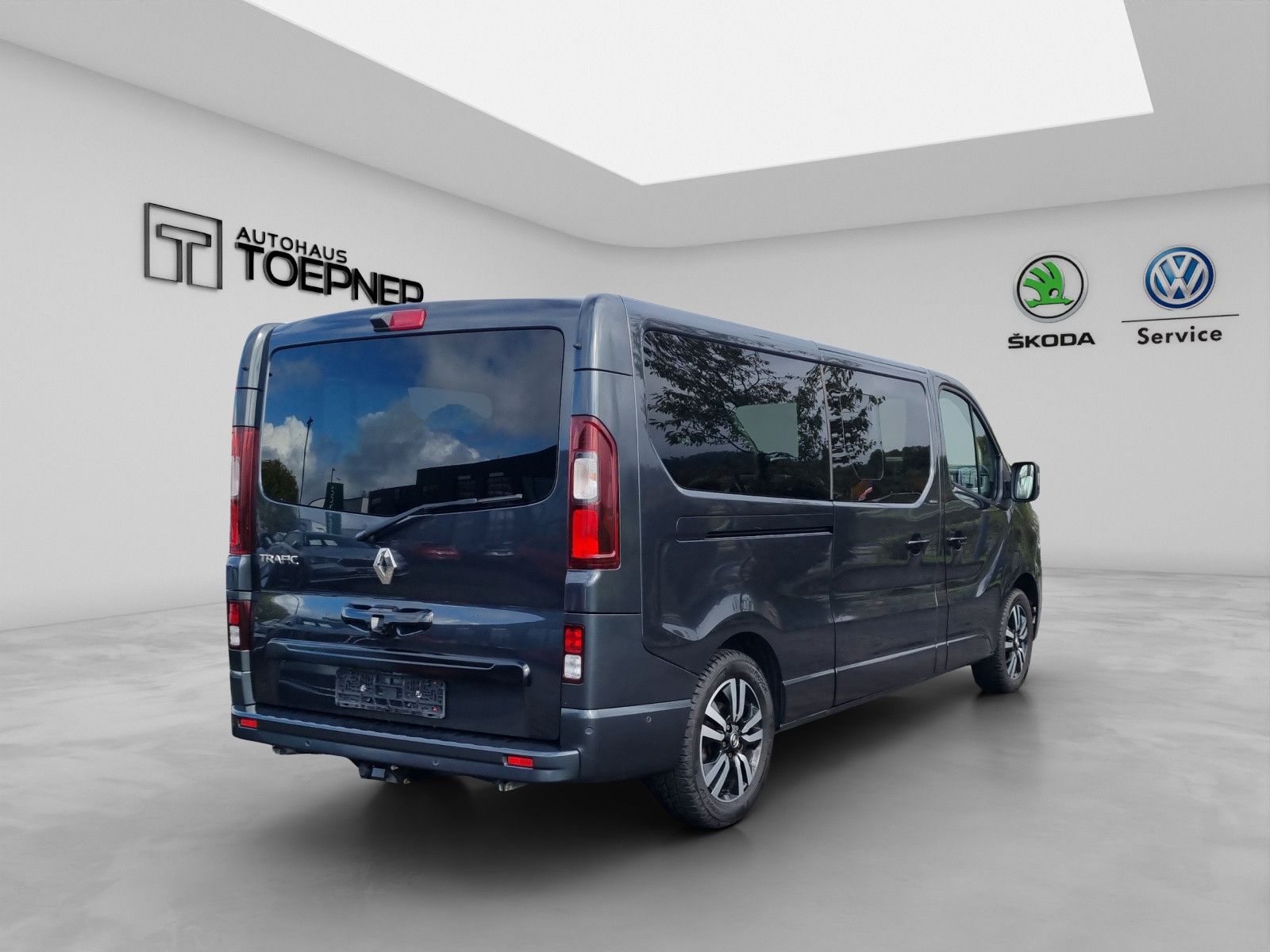 Fahrzeugabbildung Renault Trafic Combi L2H1 Grand SpaceClass 2,0 dCi autom
