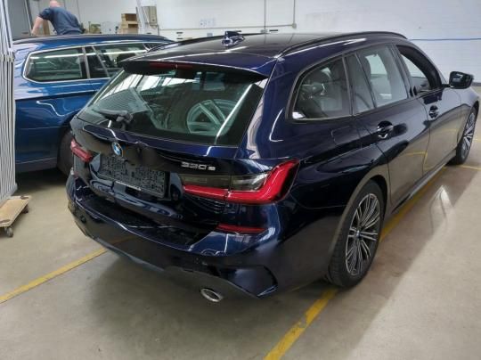BMW 330 e xDrive M-Sport|Pano|4xSHz|HarmanK|ACC|360° foto 2