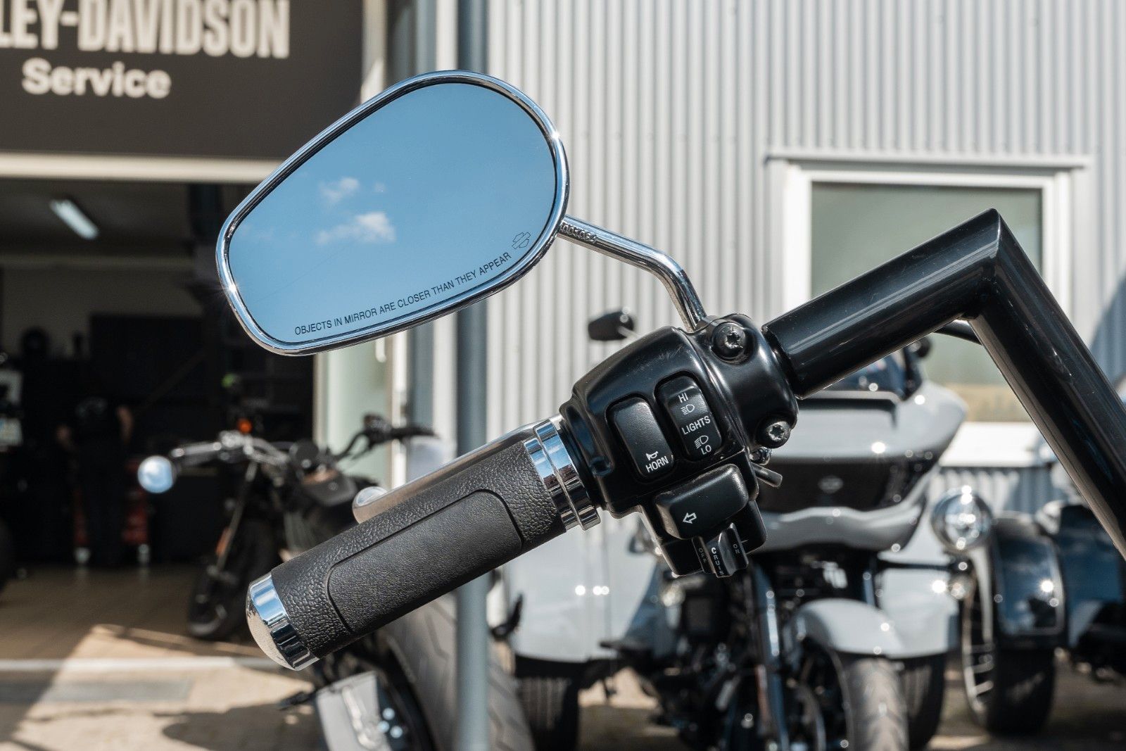 Fahrzeugabbildung Harley-Davidson FLHRC Road King Classic - Ape - Le Pera
