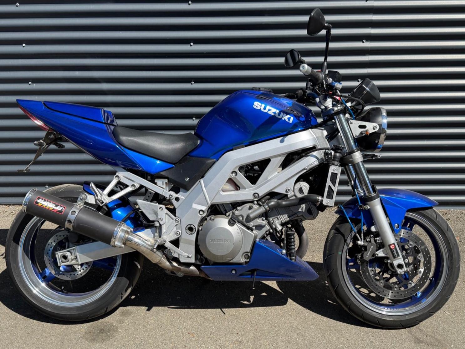 Suzuki SV 1000 N *GEPFLEGTER ZUSTAND* TOP OPTIK*TÜV NEU