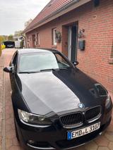 BMW 320i Coupé - - BMW 320 aus 2008: Coupe, 320i