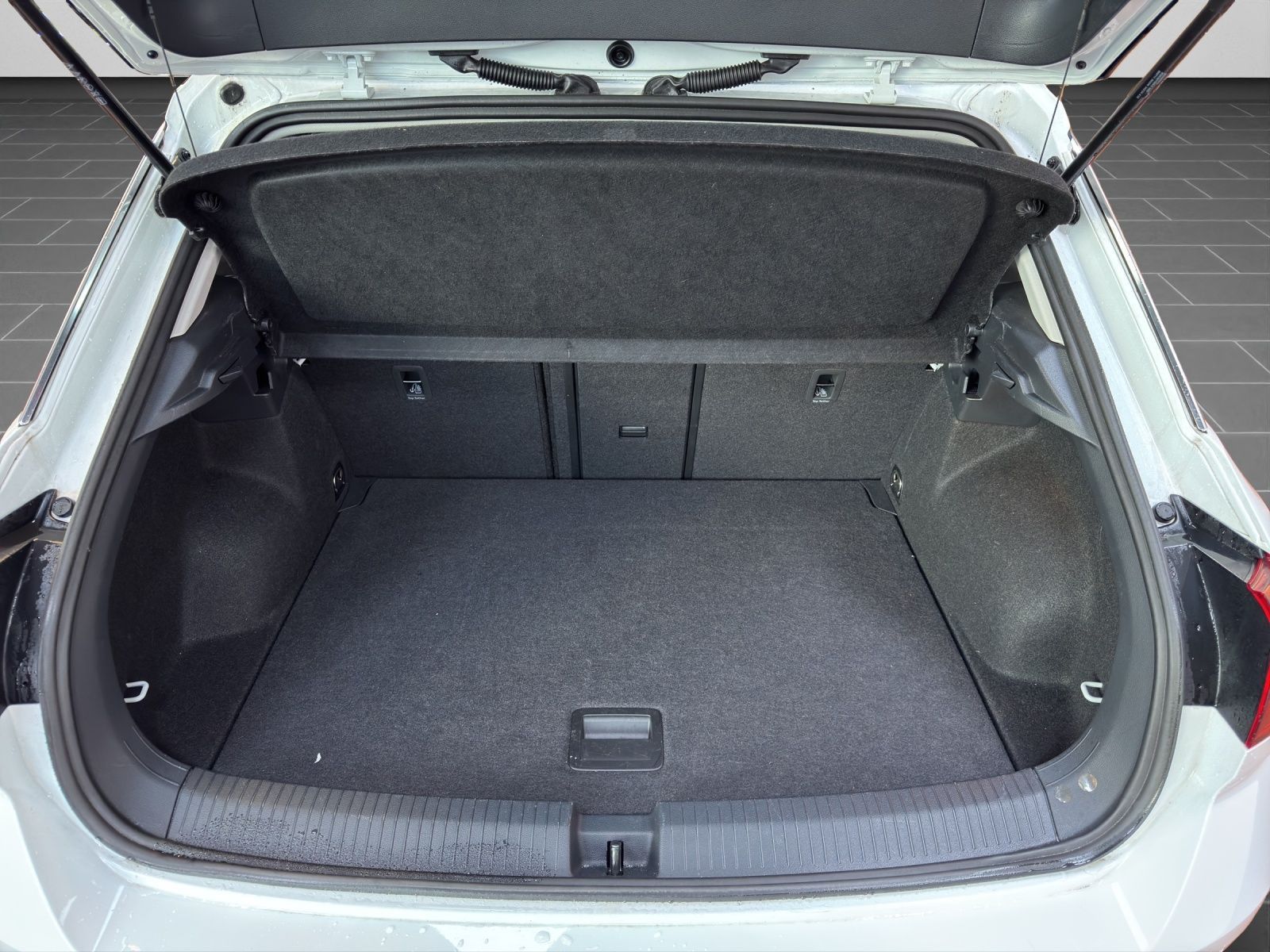 Volkswagen T-Roc - Bild 16