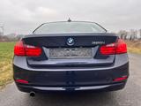 BMW 320 i Aut.Lim. Efficient Dynamic-Xenon-Navi-Eur6 - blaue BMW 3er Reihe