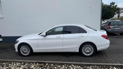 Mercedes-Benz 200
